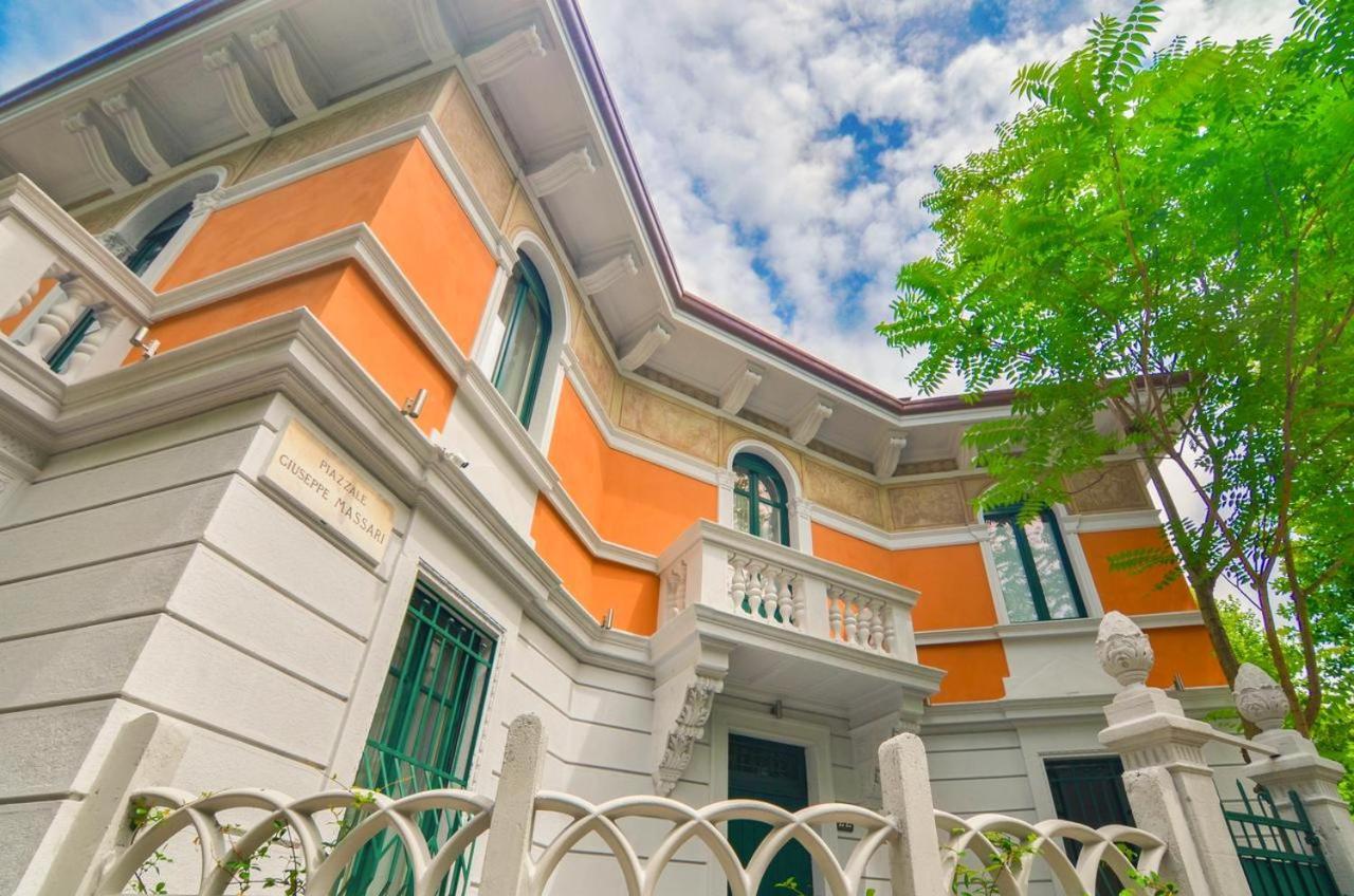 Villa Massari Милан Экстерьер фото